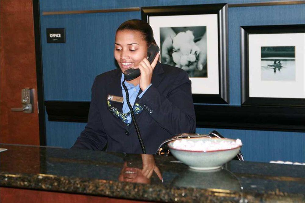 Hampton Inn Roanoke Rapids Interior foto